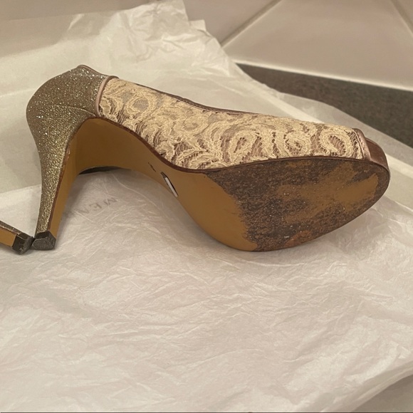 Menbur Gold Lace Peep-Toe Heels - Picture 3 of 8